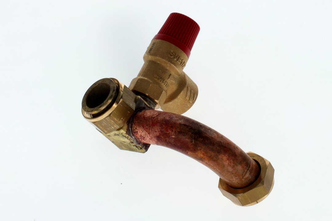 BOSCH Ersatzteil TTNR: 87107256060 Ruecklaufrohr
