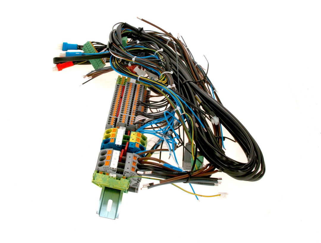 BOSCH Ersatzteil TTNR: 8738208453 Kabelbaum 38-48kW