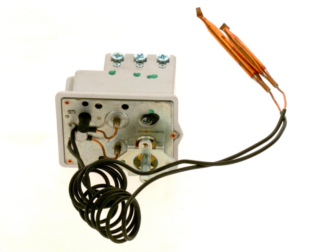 BOSCH Ersatzteil TTNR: 7747105989 Thermostat THKW 60 BOSCH Ersatzteil TTNR: 7747105989 Thermostat THKW 60