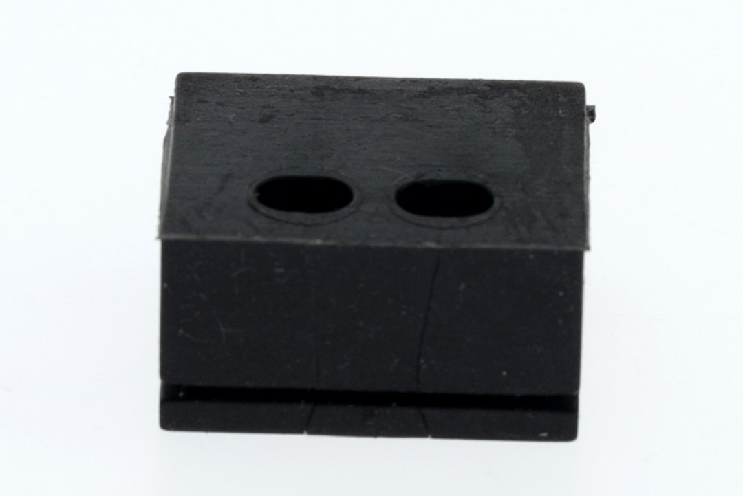 BOSCH Ersatzteil TTNR: 7099217 Kabeldurchfuehrung f. Gluehzuender BOSCH Ersatzteil TTNR: 7099217 Kabeldurchfuehrung f. Gluehzuender