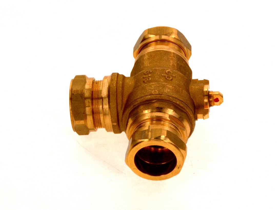 BOSCH Ersatzteil TTNR: 87183101550 3-Wege-Ventil BOSCH Ersatzteil TTNR: 87183101550 3-Wege-Ventil