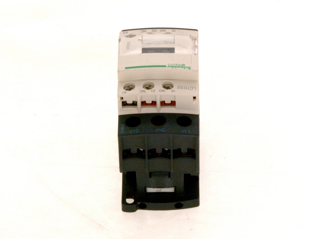 BOSCH Ersatzteil TTNR: 87183106690 Relais 32 A BOSCH Ersatzteil TTNR: 87183106690 Relais 32 A