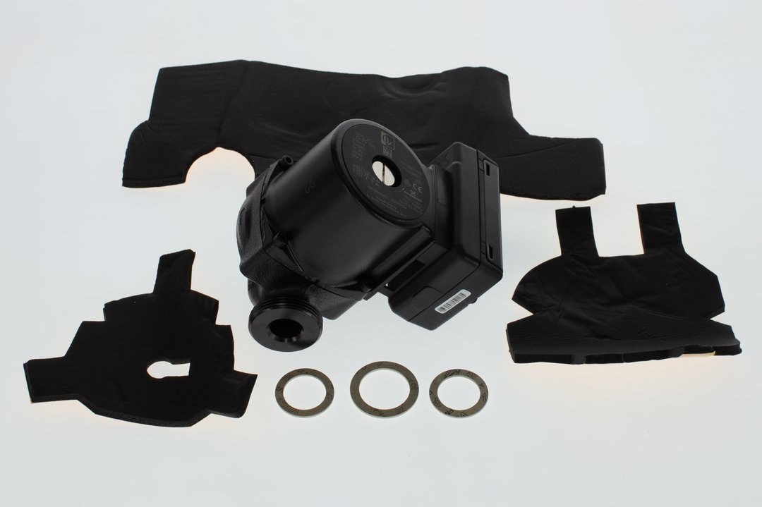 BOSCH Ersatzteil TTNR: 87186458460 Pumpe mit Isolierung