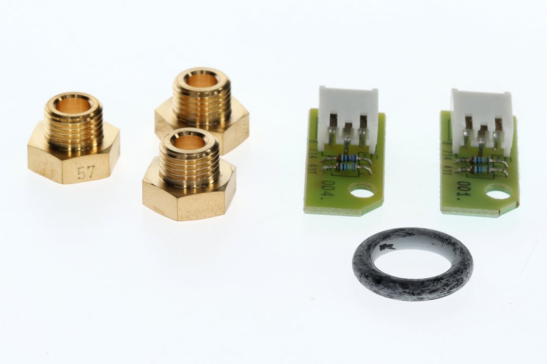 BOSCH Ersatzteil TTNR: 7710239043 Gasart-Umbausatz 31>21,23 BOSCH Ersatzteil TTNR: 7710239043 Gasart-Umbausatz 31>21,23