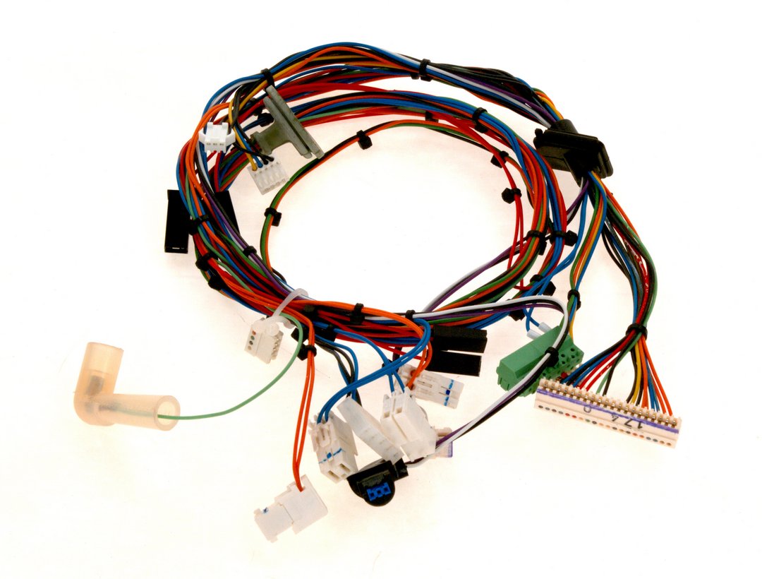 BOSCH Ersatzteil TTNR: 87182251740 Kabel 24V BOSCH Ersatzteil TTNR: 87182251740 Kabel 24V