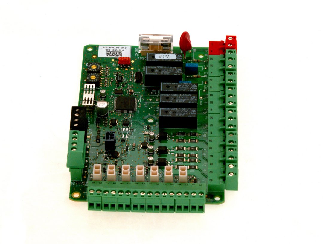 BOSCH Ersatzteil TTNR: 8718584530 Leiterplatte IOB-B BOSCH Ersatzteil TTNR: 8718584530 Leiterplatte IOB-B